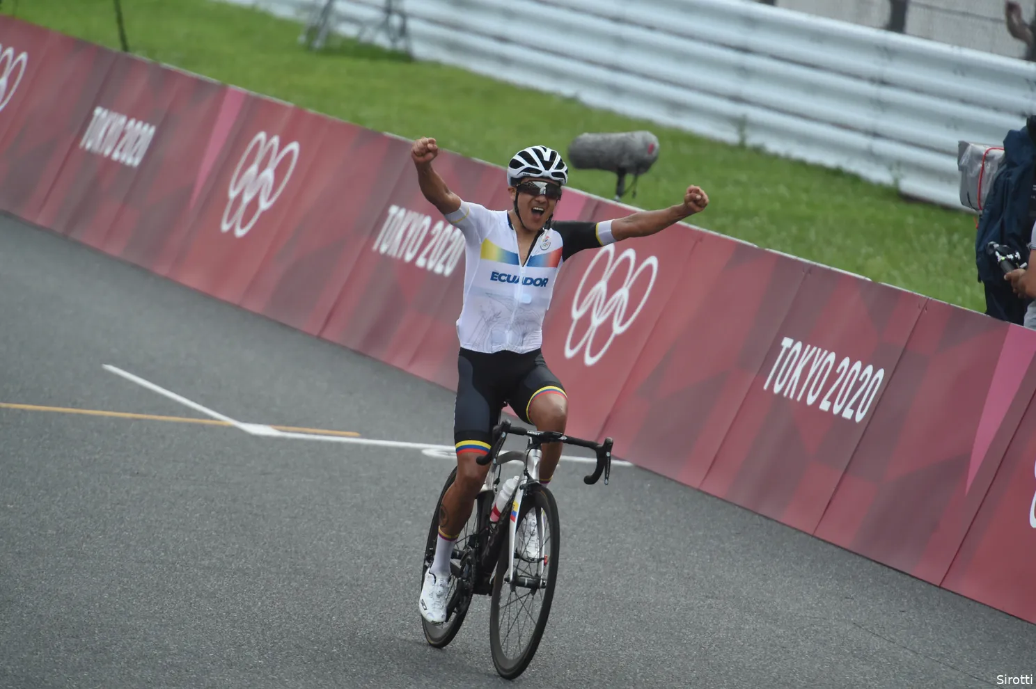 carapaz spelen sirotti