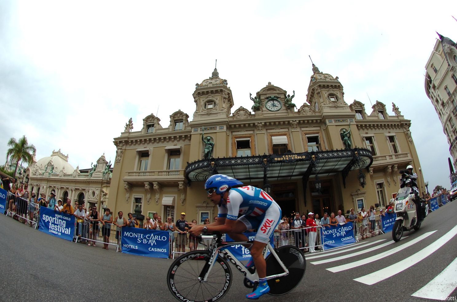 Hivert bij de start van de Tour in 2009.