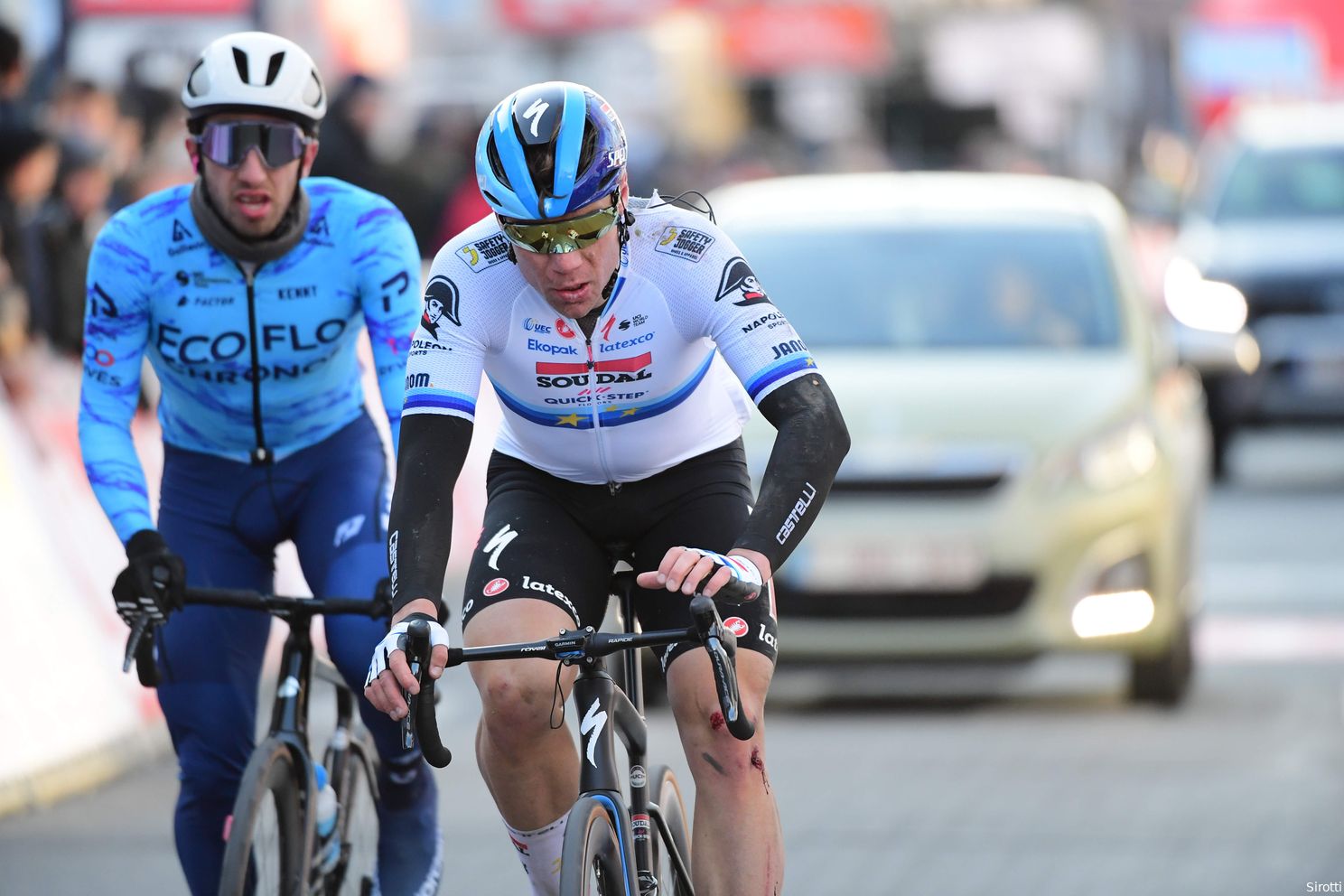Jakobsen flink gehavend in Le Samyn