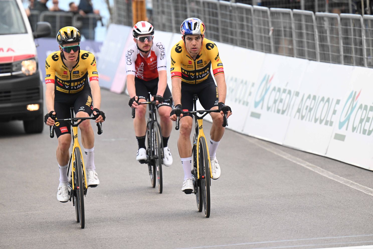 Dylan van Baarle en Wout van Aert in Tirreno-Adriatico