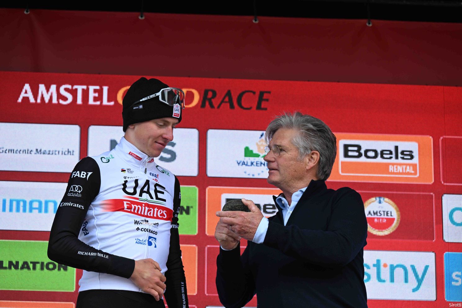 Van Vliet moest vechten om Amstel Gold Race drijvende te houden, maar 2019 blijft speciaal: 'Hij kon niet winnen, maar won toch'