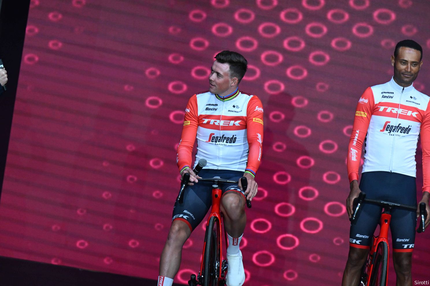 Favorieten etappe 2 Giro d'Italia 2023 | Sprinten, maar met pre-finish op 1,4 km van de meet!