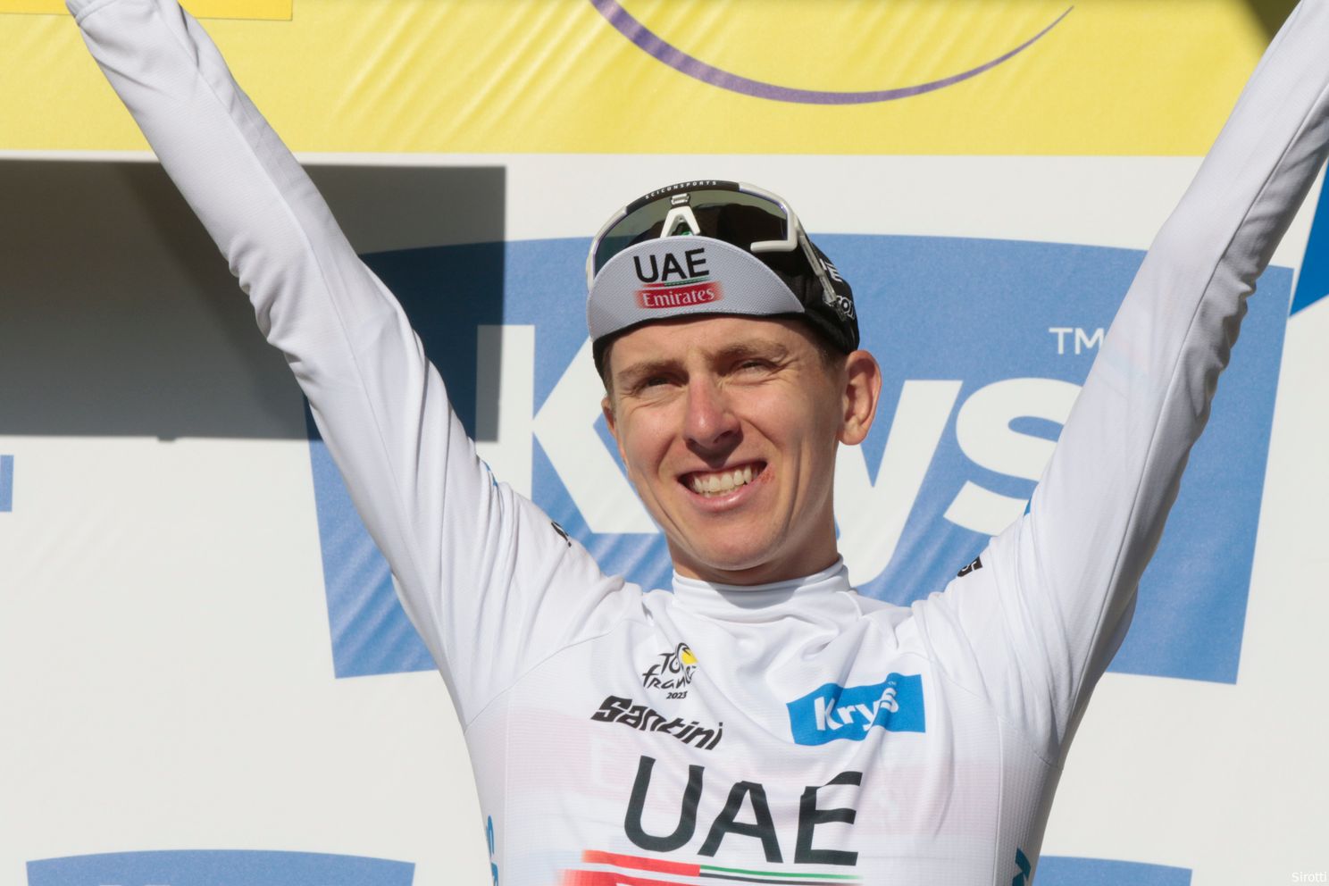 Ondertussen in het peloton | Pogacar verbeterde drempelwaarde tijdens aanval in Parijs, Cerny en Cattaneo verlengen