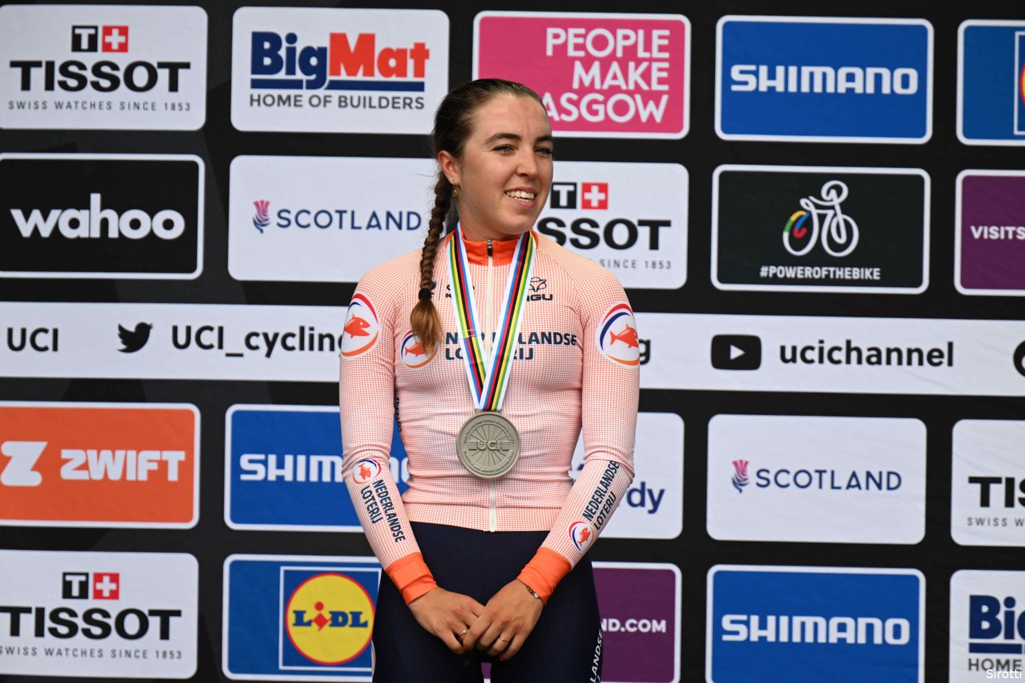 Van Anrooij after second place in the U23 category: "I promised other Dutch ladies that I would help them"