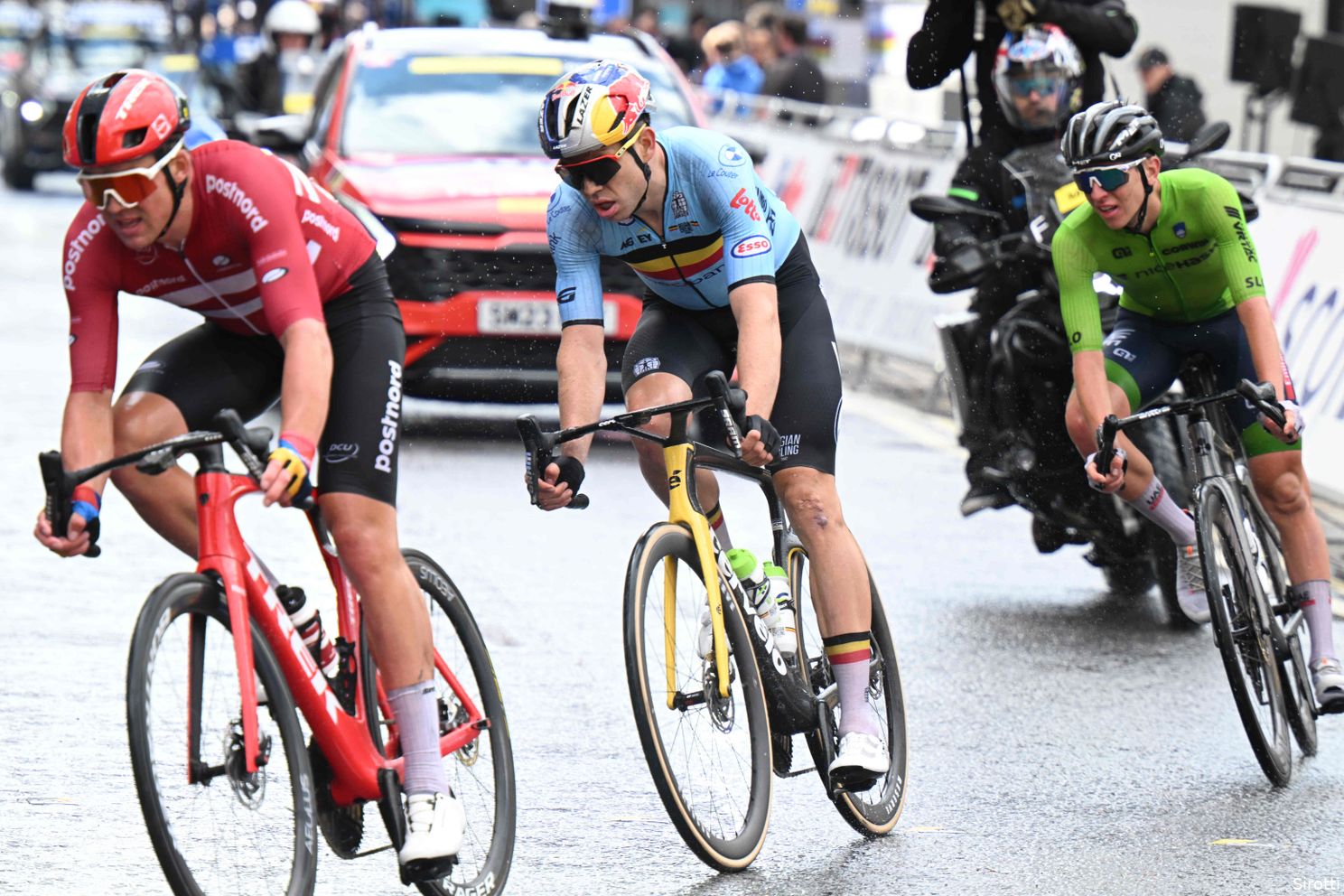 Mads Pedersen can already smell Van der Poel and Van Aert: "I don't belong there, but I'm very close"