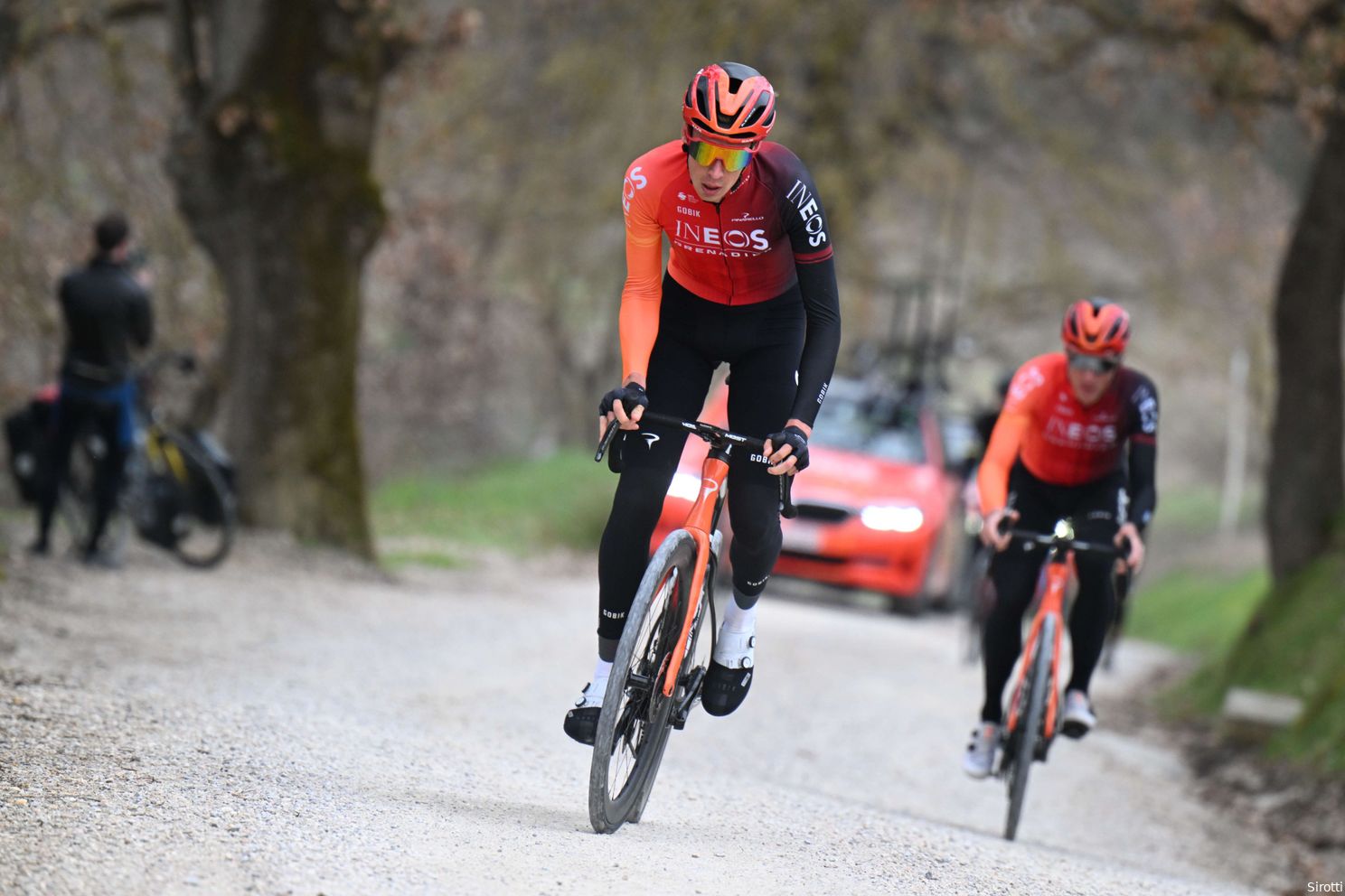 📸 Foto's Strade-verkenning: ploegleiders Visma | Lease a Bike en wie kon er met Pogacar en Pidcock mee?