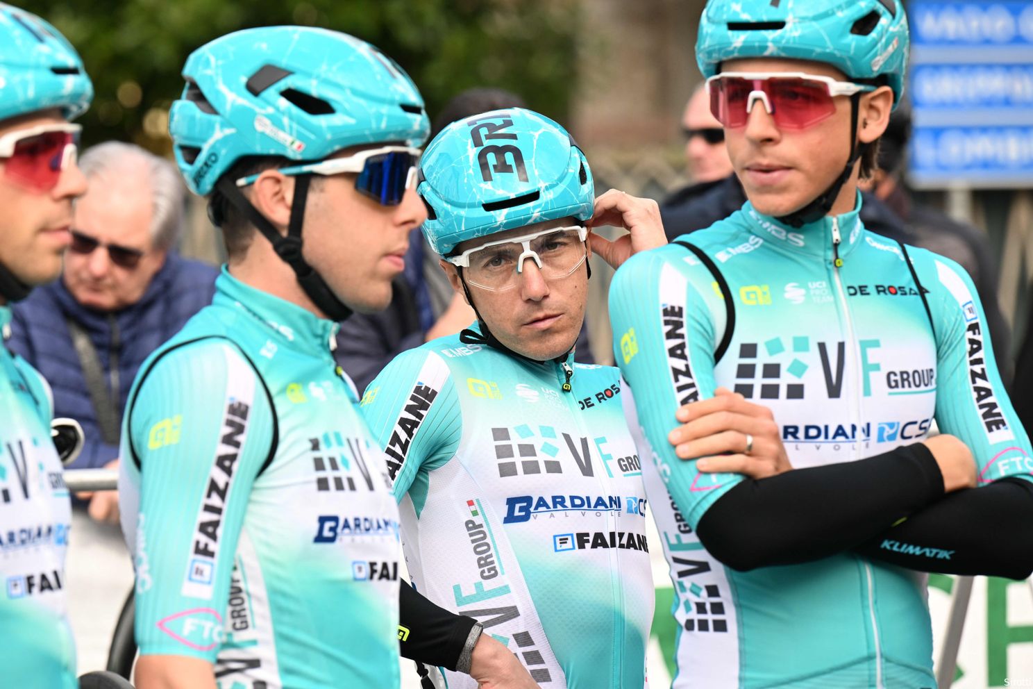 Italiaans toptalent Pellizzari: 'Nog te vroeg voor klassement in Giro, maar bergtrui kan ook mooi doel zijn'