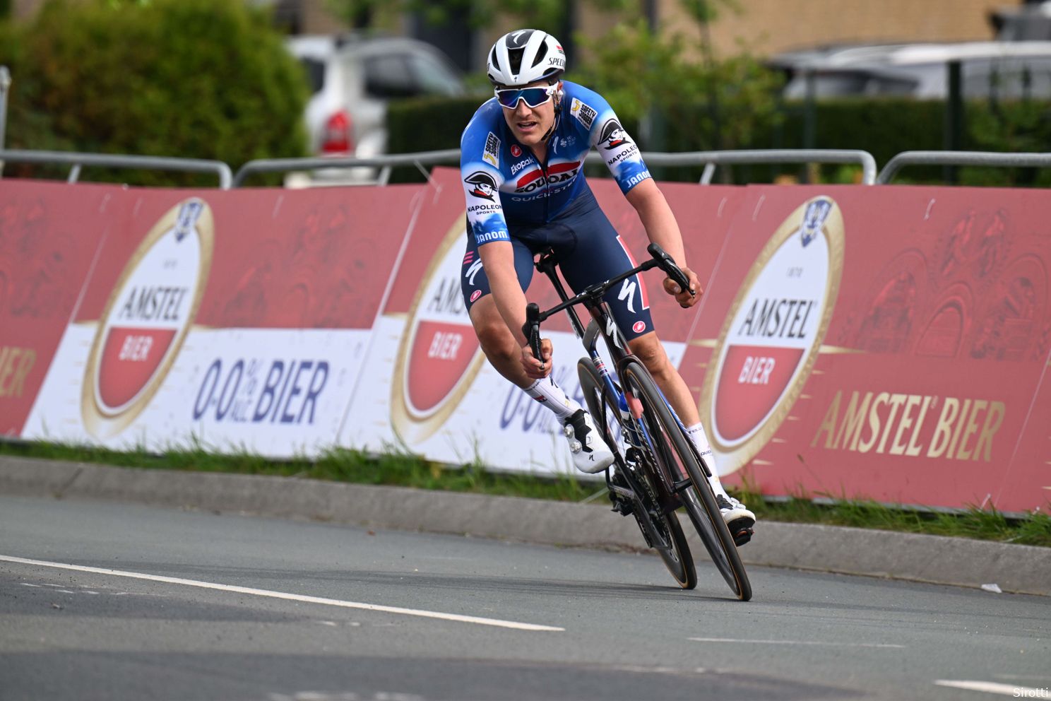 Van der Poel verliest leiding in Luxemburg aan sterke Vansevenant; nummer twee Formolo gediskwalificeerd