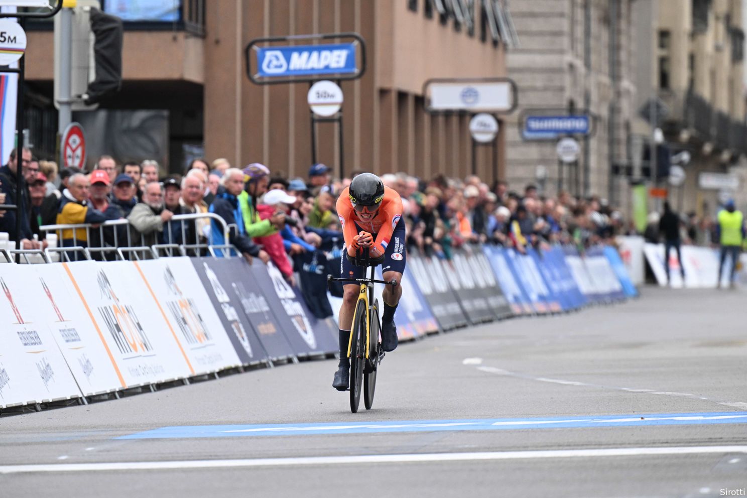 Menno Huising wil meer na eerste tijdritkampioenschap en heeft daar bij Visma | Lease a Bike de handvaten voor