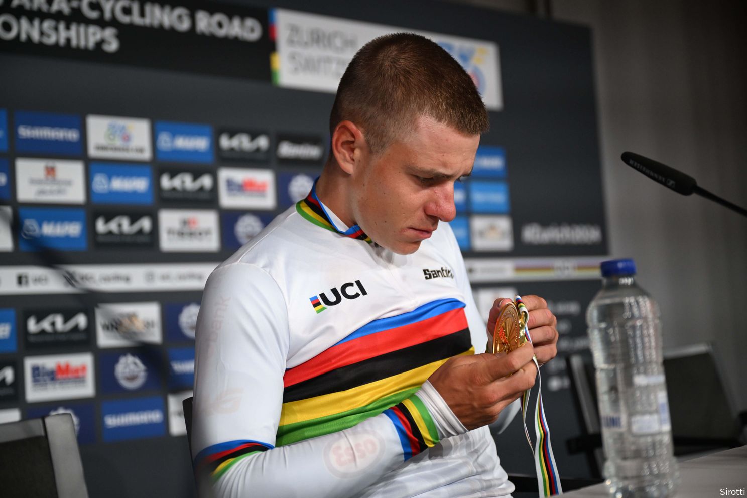 Zonneveld raises interesting Pogacar-Evenepoel question after World Championship time trial: "And then you also have Van der Poel"