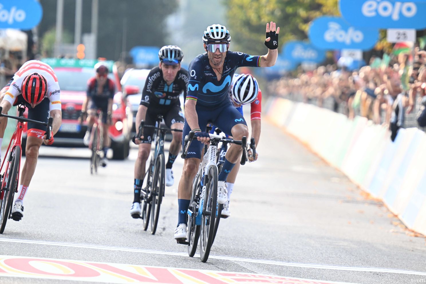 We'll have to get used to it: Van der Poel shows up in Alpecin gear again just before Spanish criterium