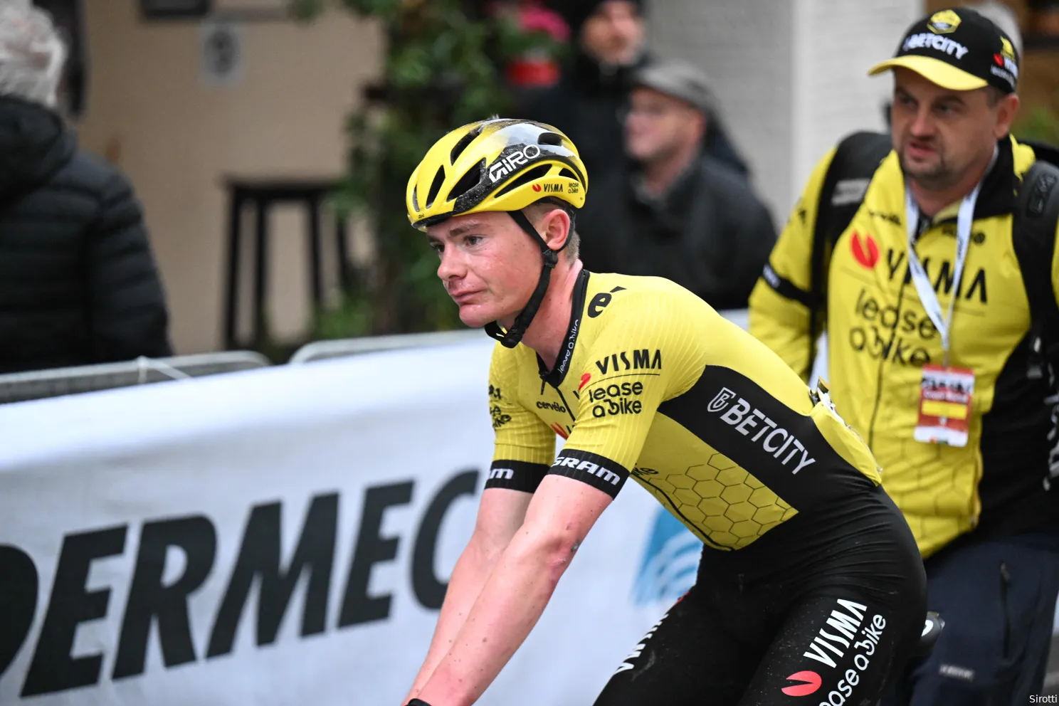 'Ik ga niet op stoel van sportief management zitten'; Visma | Lease a Bike maakt balans op na klassiek voorjaar