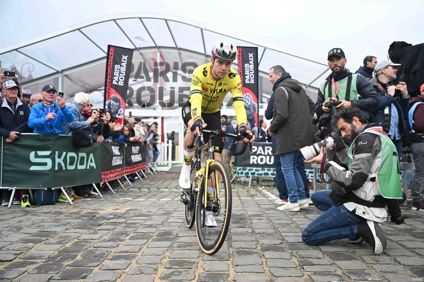 Naast Van der Poel en Pogacar genoot Bruyneel van nog één renner tijdens Parijs-Roubaix: 'Hij gaat een hele grote worden'
