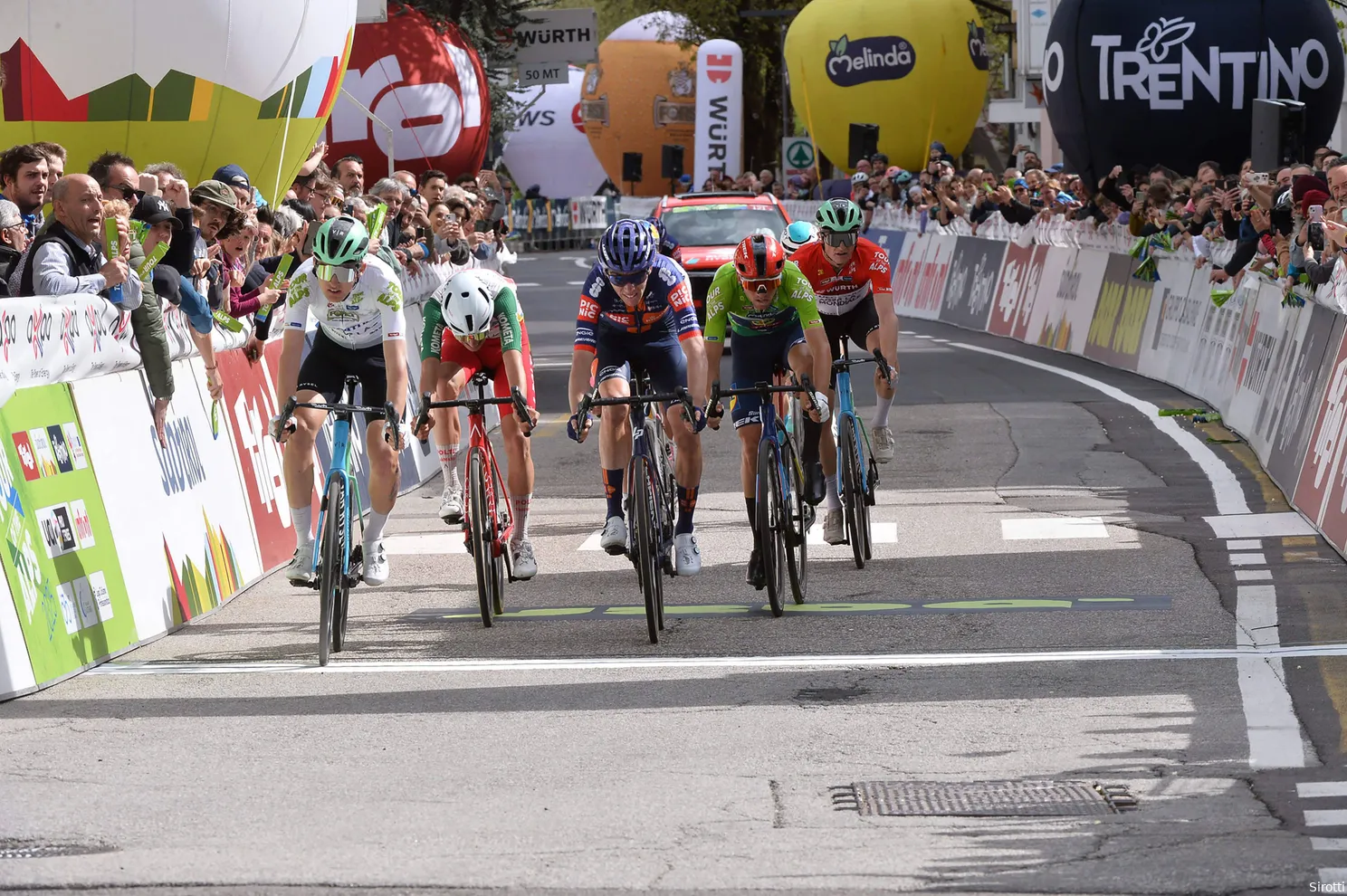 Dit is Davide Piganzoli, transfer-target Visma | Lease a Bike en de grote Giro-klassementstroef van Contador