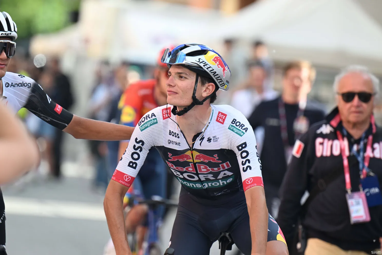 Gemankeerd Red Bull had 'beste waardes van mijn leven over 1,5 uur' nodig om Giro van Roglic te redden