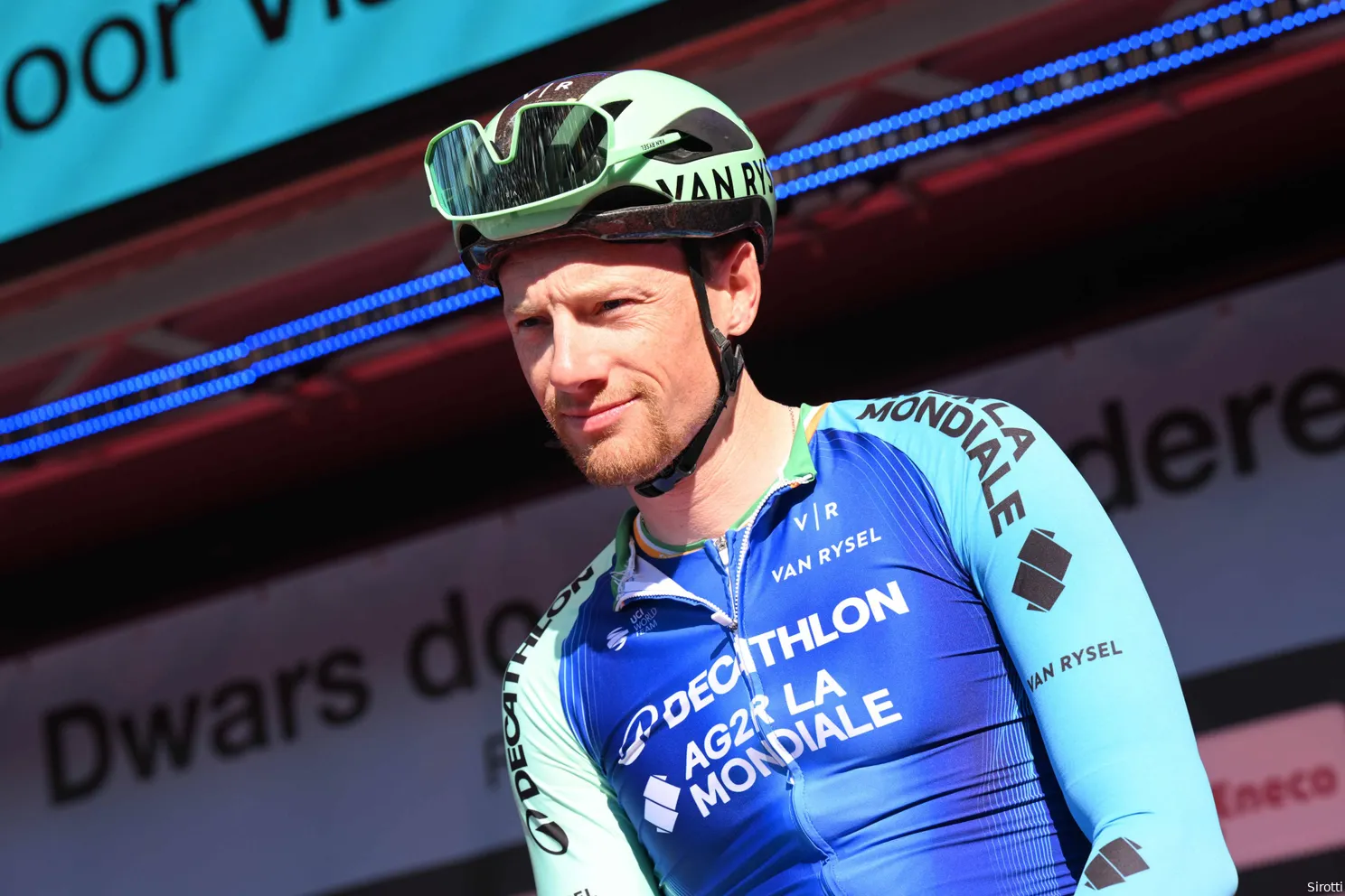 'Fear of the unknown'-gevoel voor Sam Bennett bij start Giro d'Italia: 'Maar van mijn wattages in Loire werd ik heel blij'