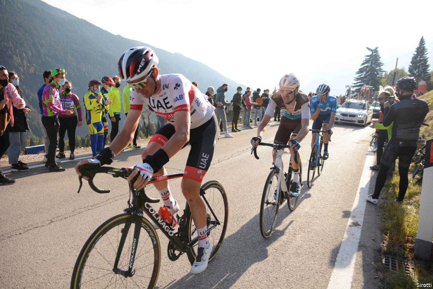 Hoe staan de renners van INEOS, Jumbo en UAE ervoor in aanloop naar de Tour?