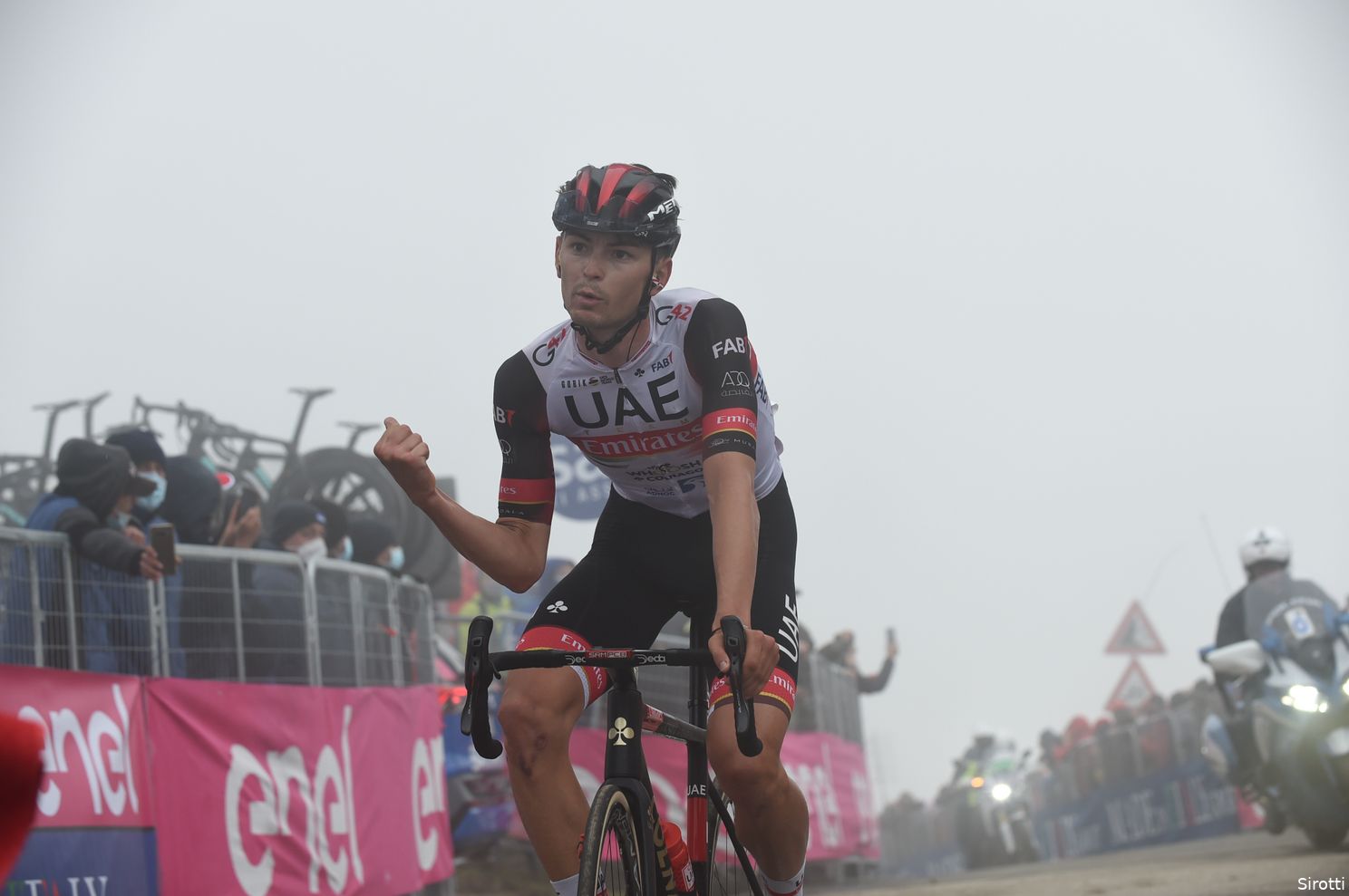 Reacties Giro d'Italia etappe 14 | Wat zijn de quotes na afloop van de monsterlijke Zoncolan?