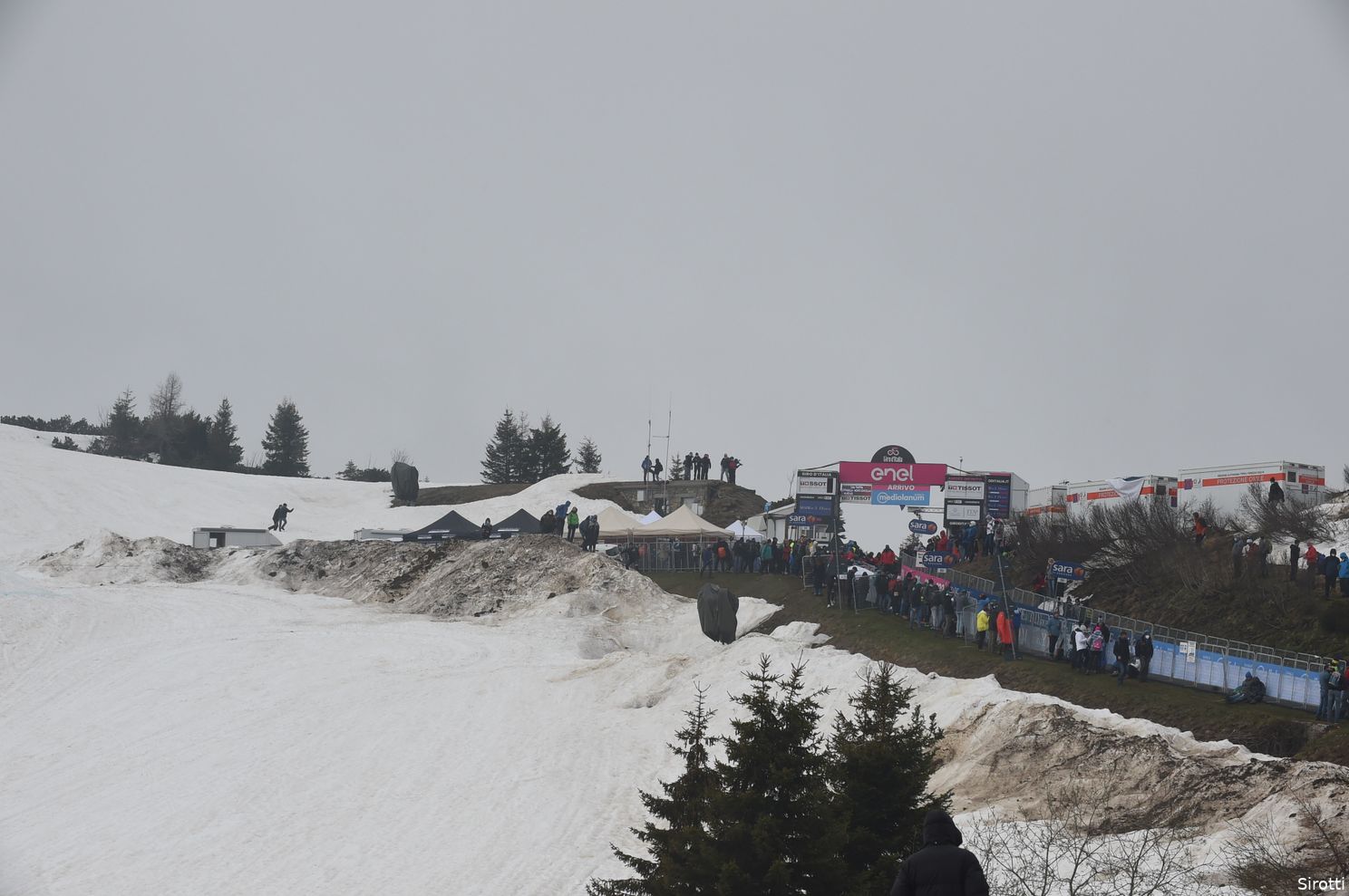 Reacties Giro d'Italia etappe 14 | Wat zijn de quotes na afloop van de monsterlijke Zoncolan?