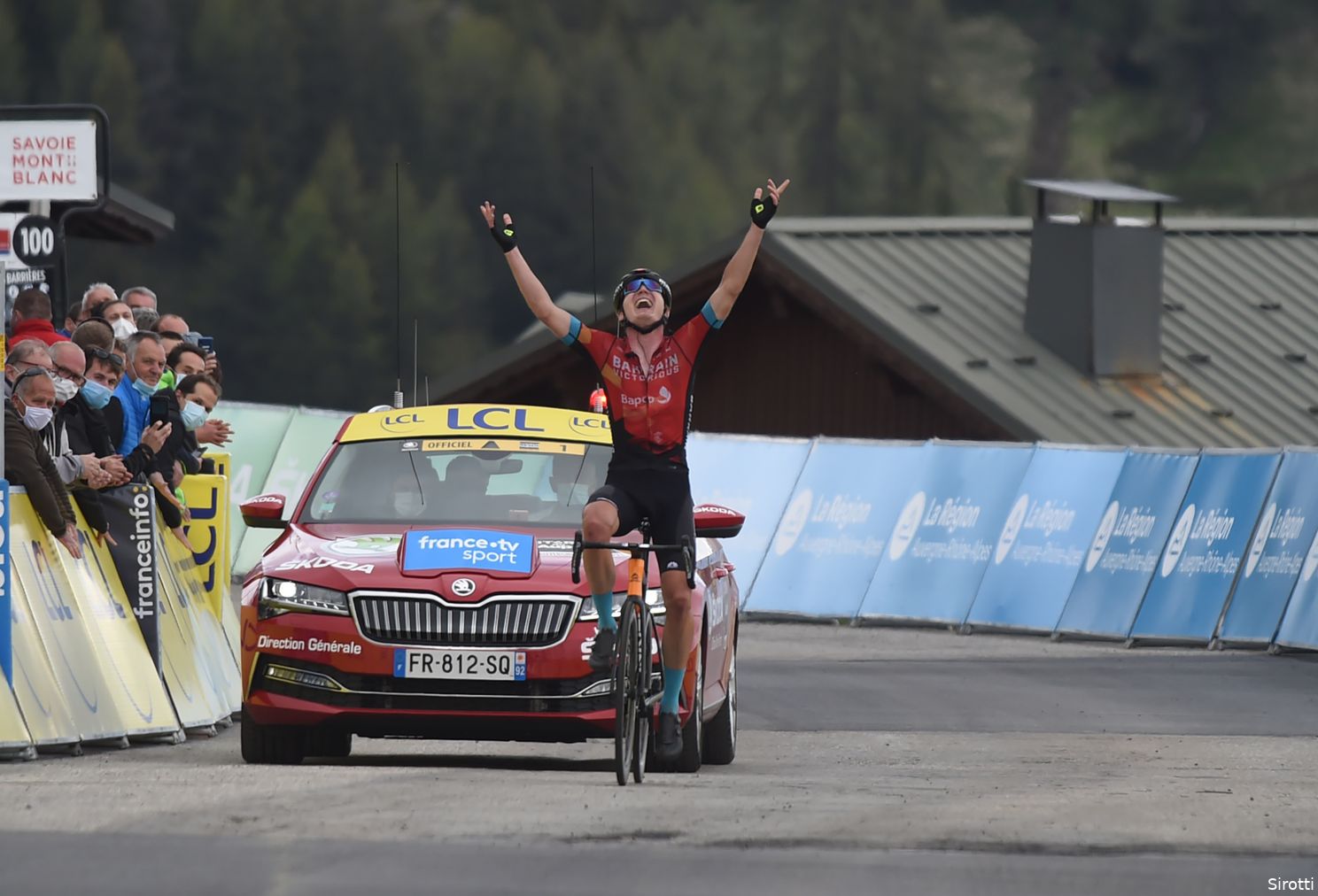 Bahrain Victorious weerspreekt anonieme dopingbeschuldigingen: 'Werken volgens de regels'