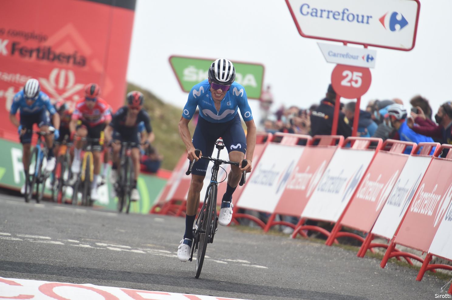 Favorieten etappe 14 Vuelta a España 2021 | Slaat Roglic toe in superzware rit?