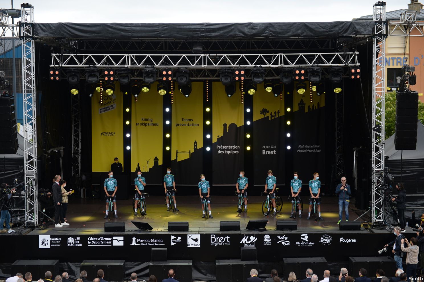 Deelnemers Tour de France 2021 | Deze strijders hebben Champs-Élysées gehaald