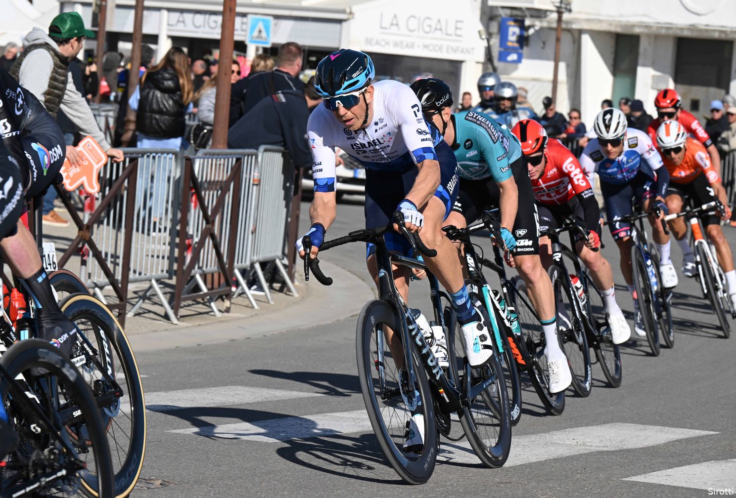 Topploegen in de klassiekers: hoe staan de sterren bij de grote teams en renners?