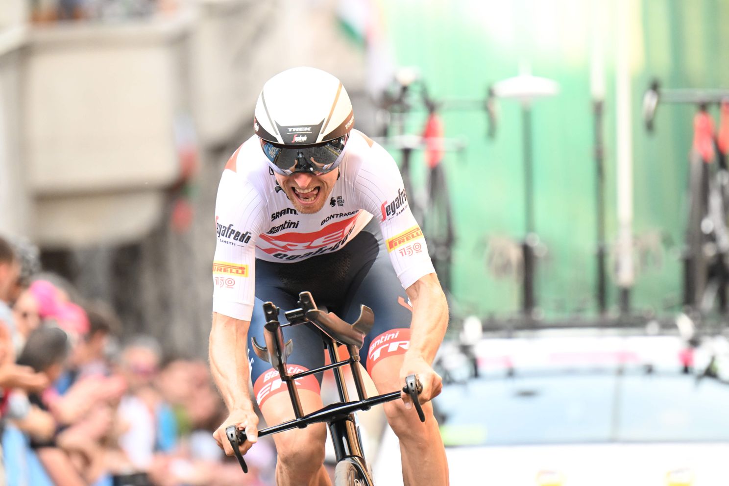 Interview | Trek-Segafredo waarschuwt voor waaiers op Etna: 'Dan heeft de ontsnapping weinig kans'