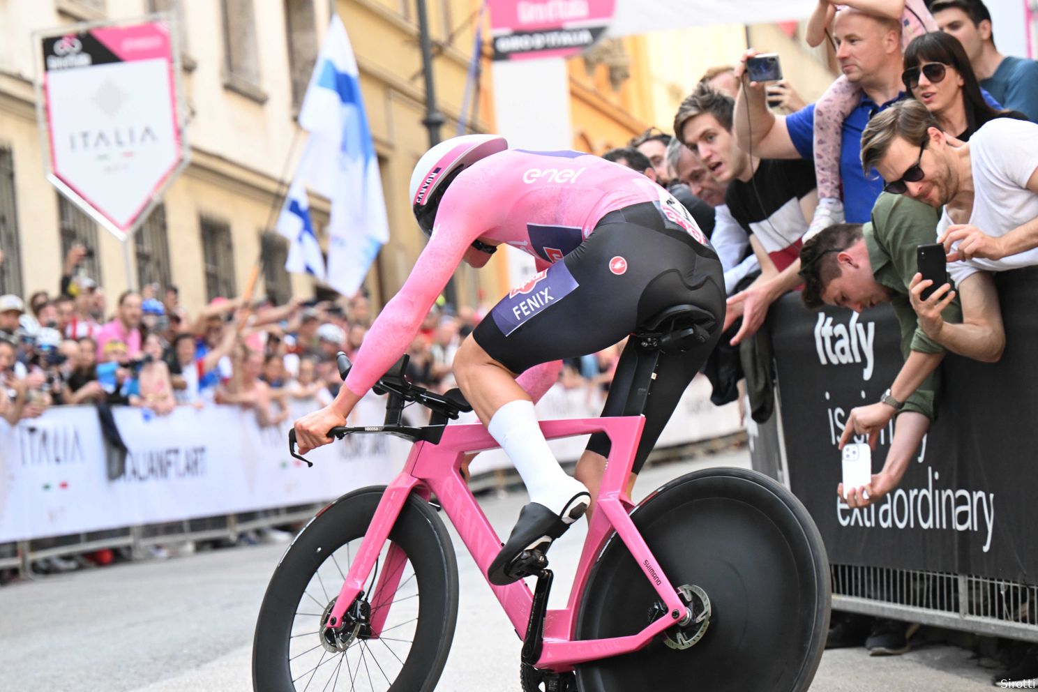 Van La Grande Partenza tot in Verona: de Giro d'Italia van 2022 in 20 prachtige foto's!