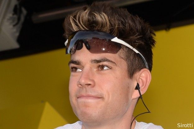 Van Aert rent Antwerp 10 Miles: 'Na veertien kilometer vroeg ik me af: is dit wel vakantie?'
