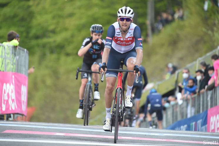 Mollema gebruikt sinds Giro 2019 geen vermogensmeter meer: 'Meer aëro en niet nodig'