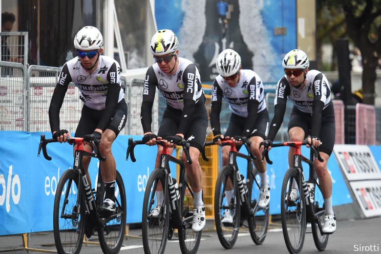 Qhubeka NextHash 2022 | Campenaerts en Nizzolo verlaten zinkend schip, wat doet de rest?