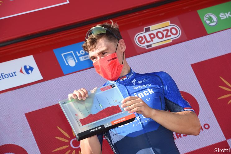 Verloofde Jakobsen durft nog niet te kijken naar Vuelta-sprints: 'Keek naar de herhaling'