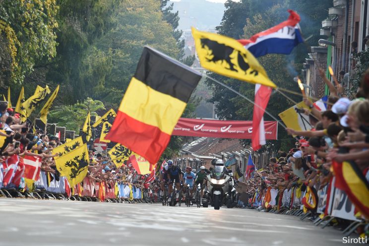 Reacties WK wielrennen 2021 | Iedereen is het eens: 'Alaphilippe was de sterkste'