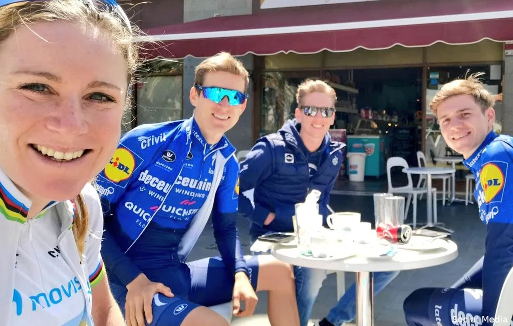 Ondertussen in het peloton | Jakobsen verloofd, Van Vleuten traint met Evenepoel