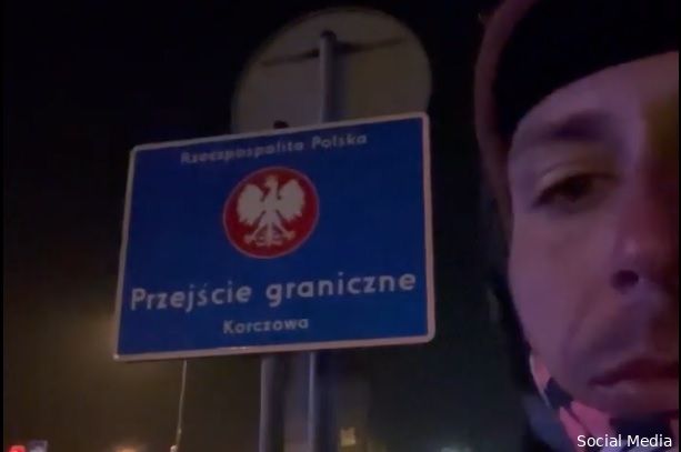 Lachlan Morton haalt twee ton op met bizarre fietstrip van München naar Oekraiënse grens
