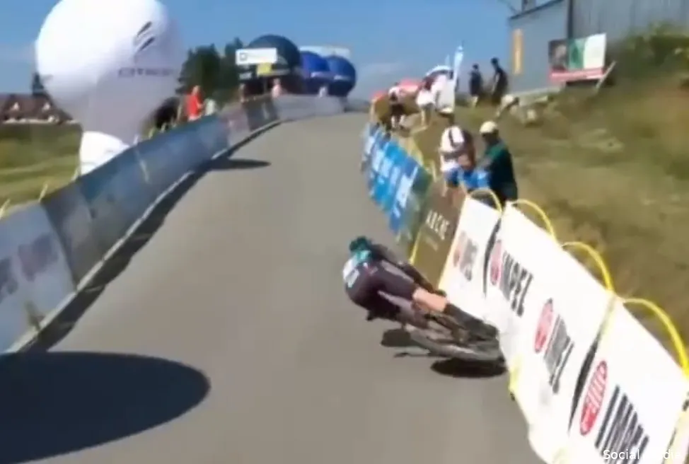 Update | Gebroken neus en sleutelbeen voor Meeus na valpartij in Polen; Vuelta komt te vroeg