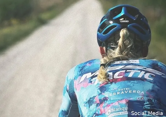 Maaike Coljé mist WK gravel door zwaar ongeluk: 'Weet niets meer, werd 5 uur later wakker in ziekenhuis'