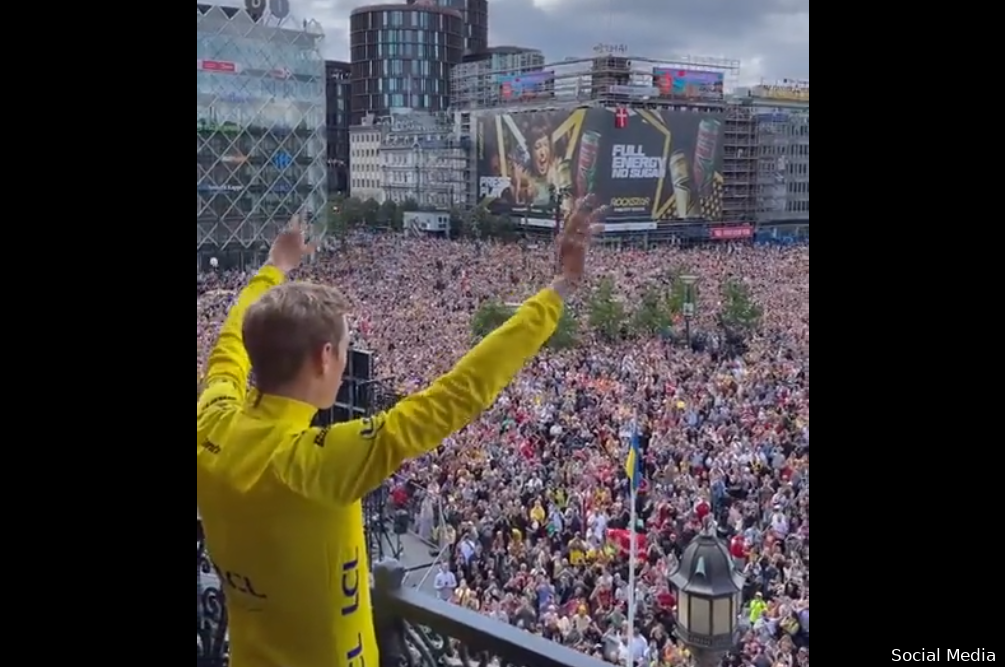 🎥 Denemarken organiseert andermaal groots onthaal voor z'n Tourheld: 'Vingegaard, Vingegaard, Vingegaard!'