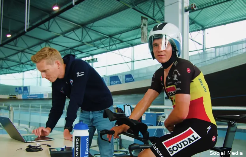 Evenepoel lanceert Youtube-kanaal (en laat meteen zien dat hij op WK tijdrijden met snelste materiaal rijdt)