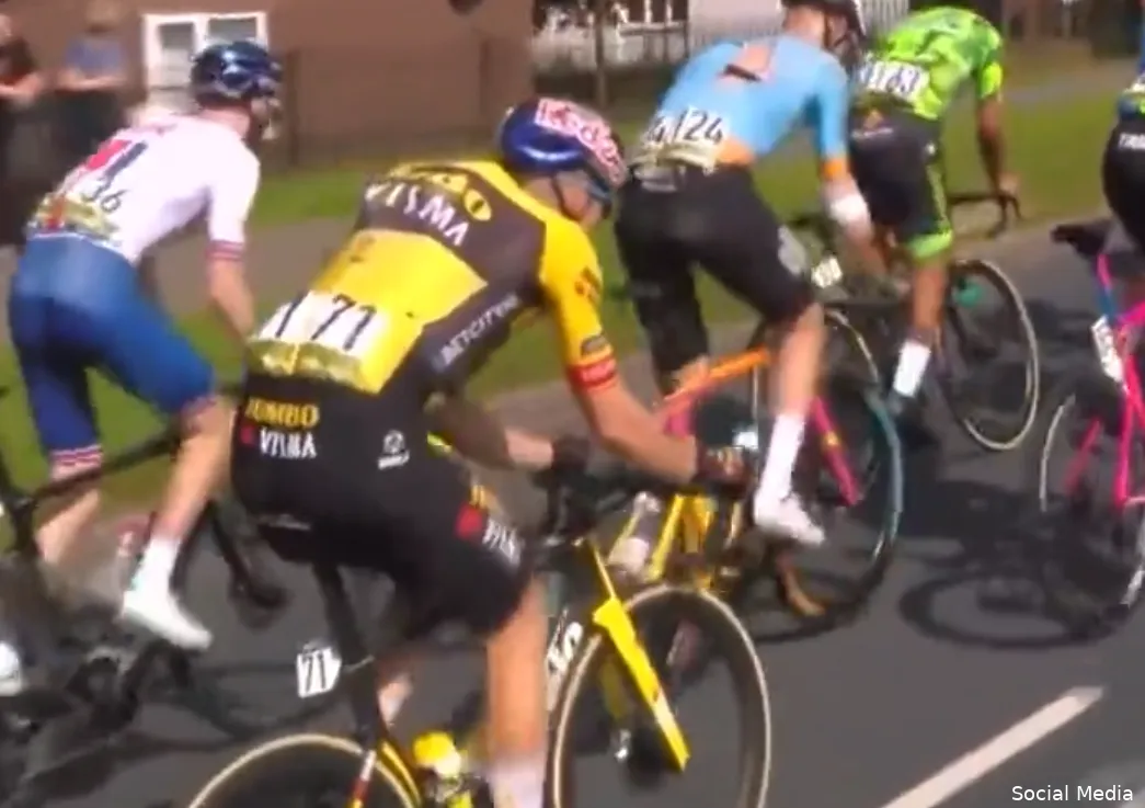 Kooij dolblij met Van Aert als lead-out (en waterdrager): 'Je kan erop vertrouwen dat het goedkomt'