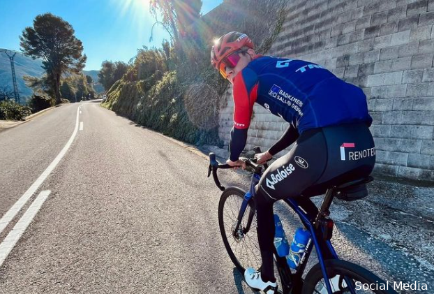 Ronhaar maakt aan zijde Mollema, Oomen, Hart en van 'slechtste keuze ooit' rentree makende Simmons Lidl-Trek-debuut