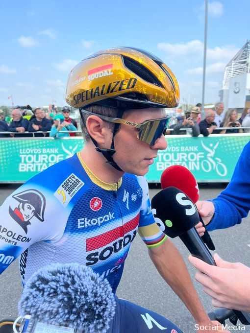 Evenepoel over geruchten omtrent transfer naar Red Bull-BORA-hansgrohe: 'Daar weet ik zelf niets van'