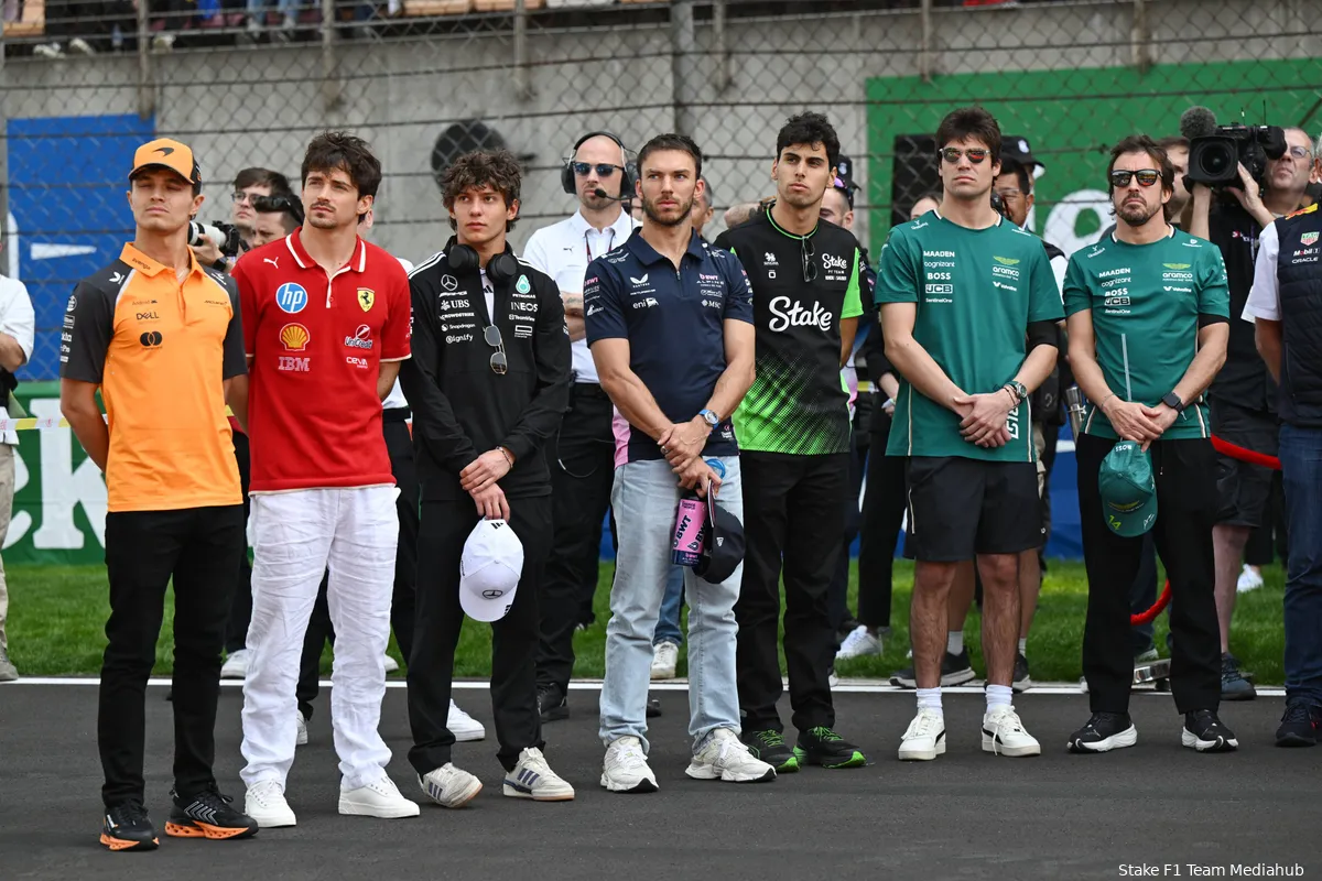 lando norris mclaren ferrari charles leclerc andrea kimi antonelli mercedes pierre gasly alpine gabriel bortoleto stake kick sauber aston martin lance stroll fernando alonso zondag gp china 2025