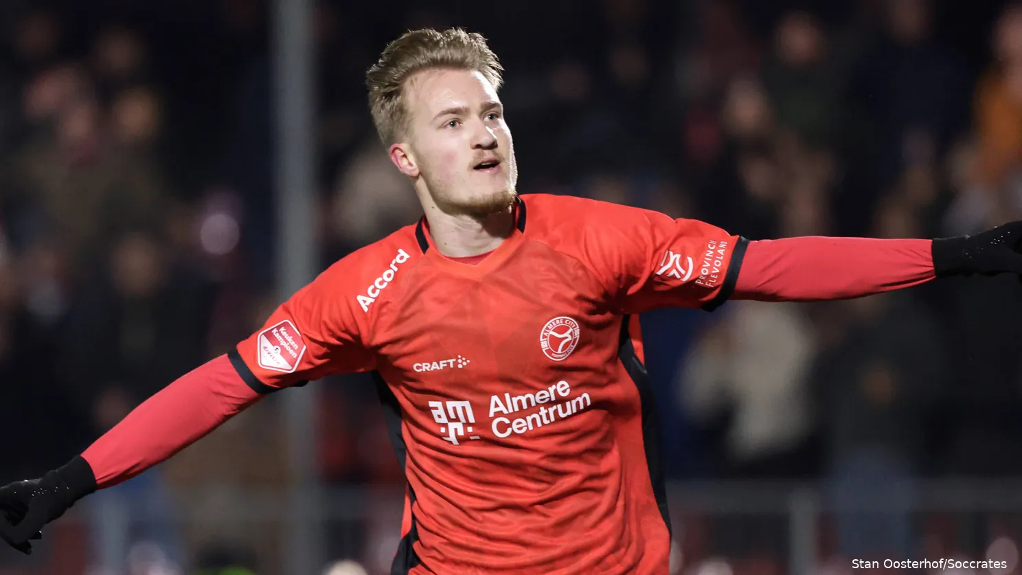 julian-rijkhoff-almere-juicht-ajax