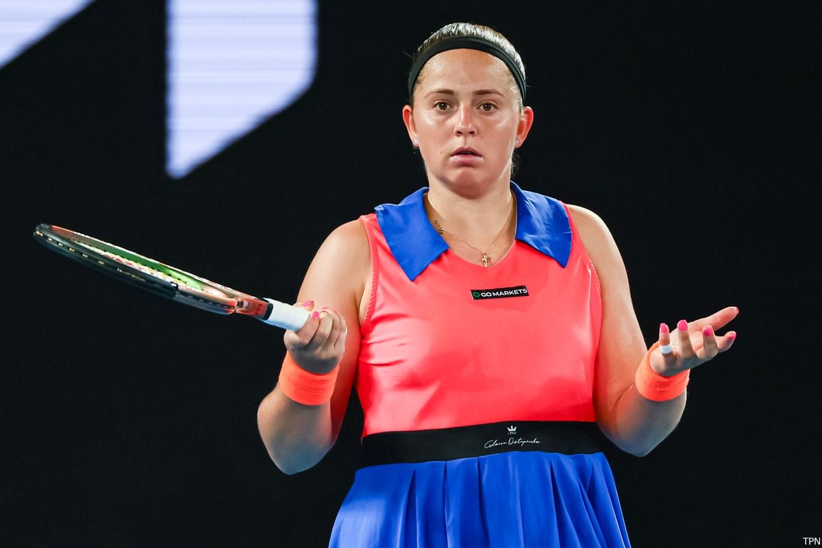 WATCH: Furious Ostapenko Forces Loud Fan Out Of Stadium At US Open