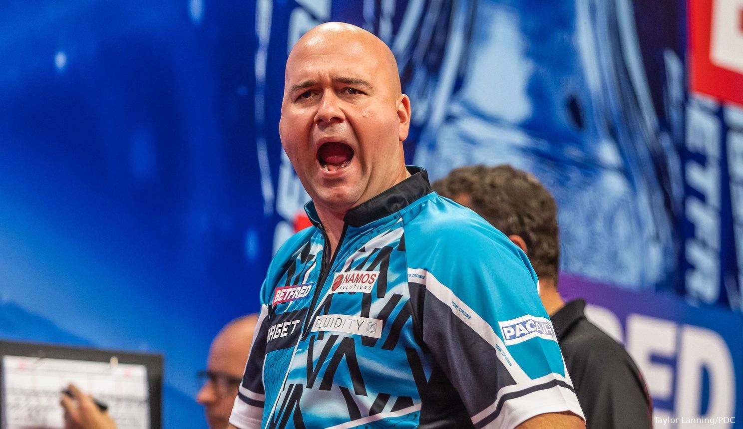 "Nooit verwacht dat hij die matchdarts zou missen" - Rob Cross ontsnapt langs het kleinste gaatje tegen Gian van Veen