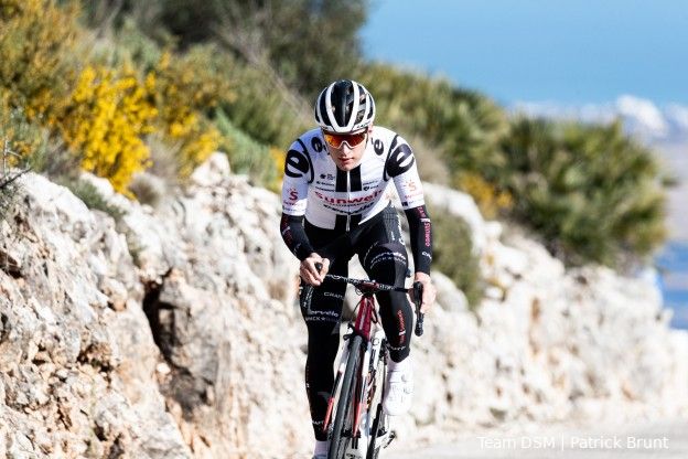 DSM-talent Van Wilder: 'Heb geen Giro of Vuelta meer gekeken na mijn opgave in Vuelta'