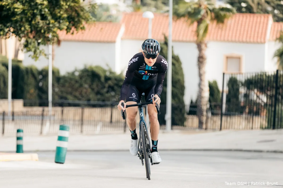 Arndt wint vijfde etappe Ronde van Polen na incidentrijke finale vol valpartijen