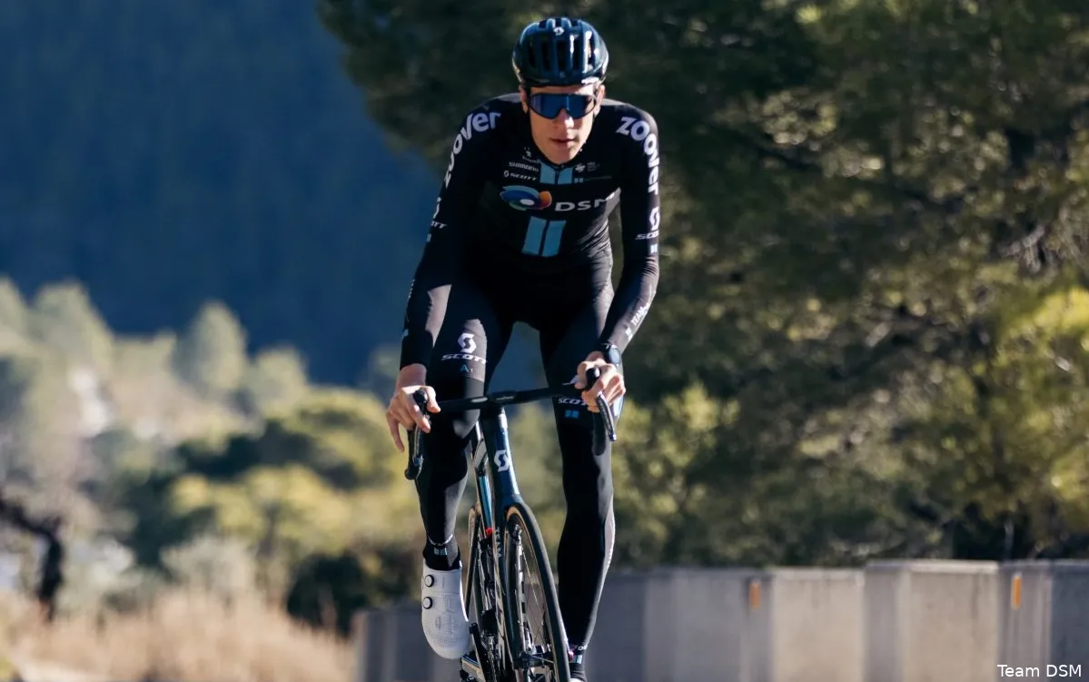 DSM-kopman Eekhoff moet Omloop missen na positieve coronatest